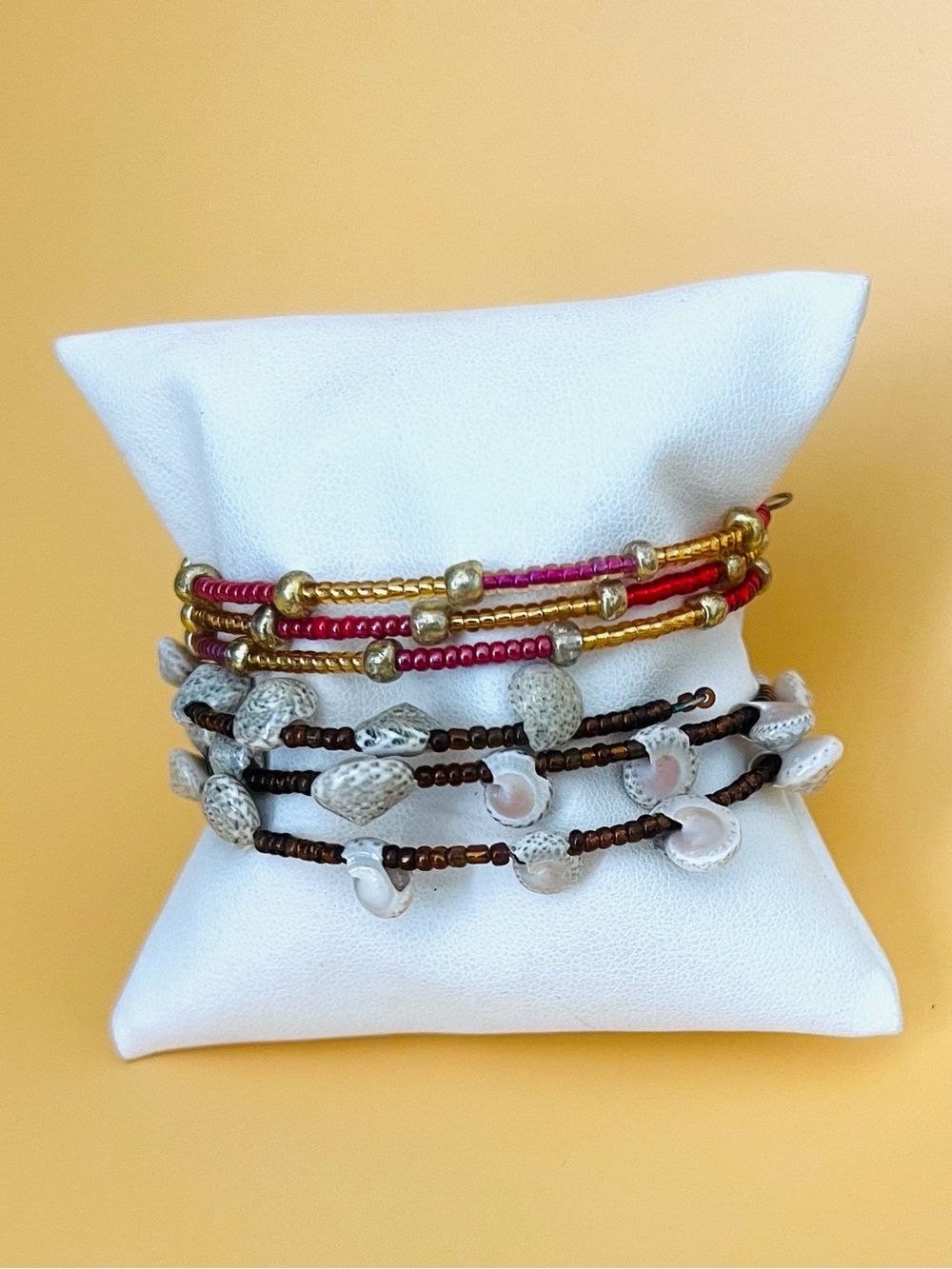 Set of 2 beaded bracelets adjustable size